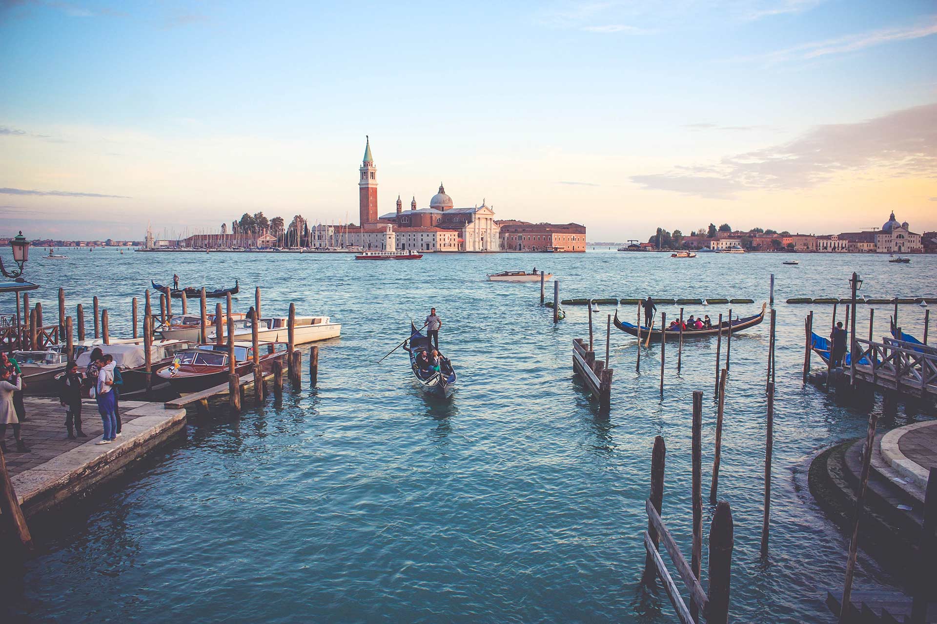 Read more about the article Interview – Life in a small Coastal Town